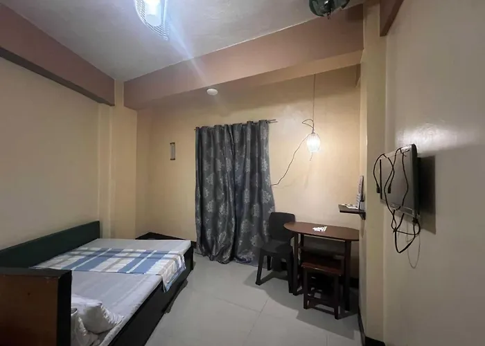 Hotel Oyo 1151 Aam Transient And 2*