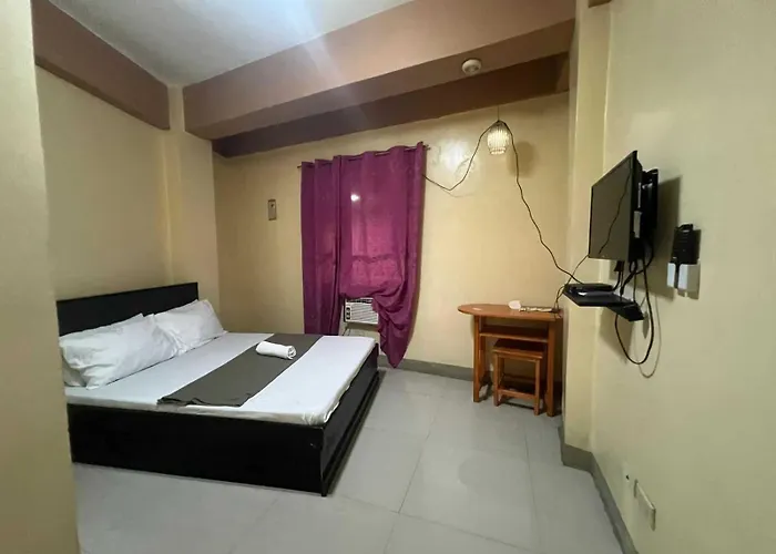 Oyo 1151 Aam Transient And Hotel 2*